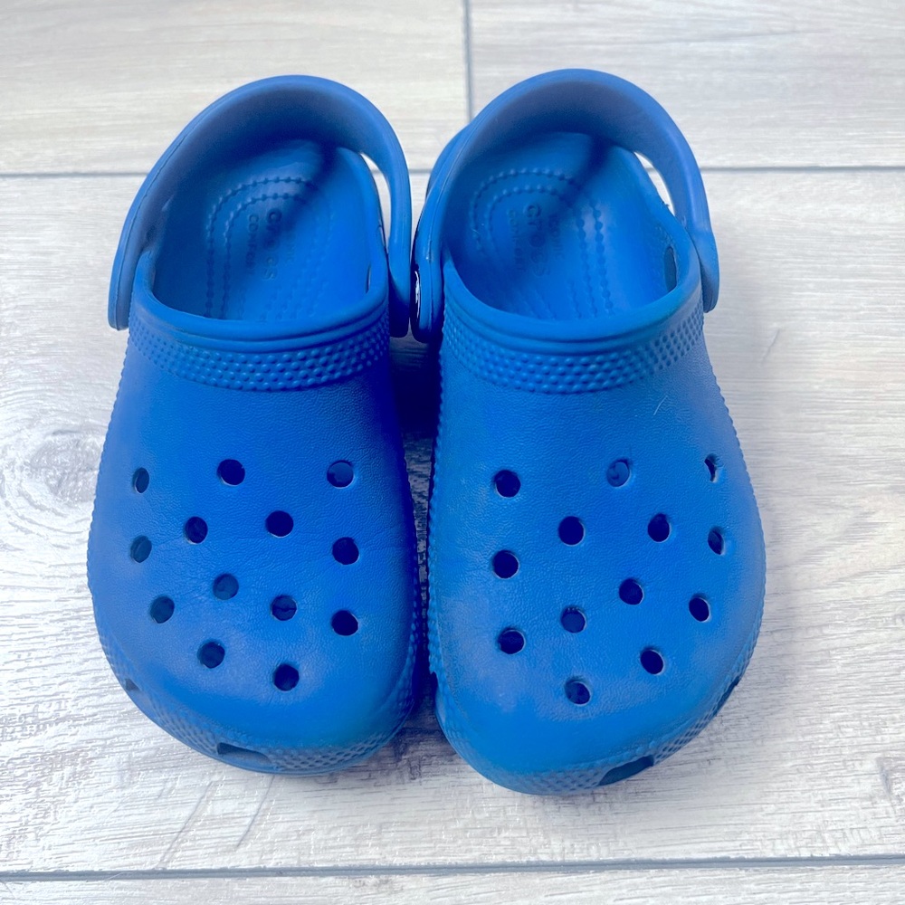 Little Boy Toddler Size 10 Blue Crocs - Gently worn